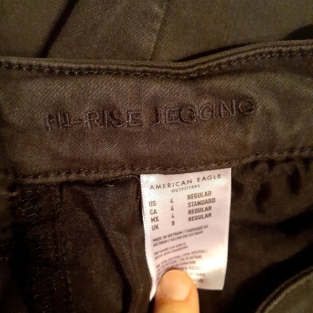 Black jeggings